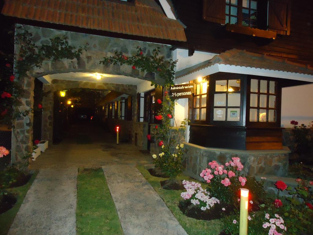 Apart Rose Garden San Martin de los Andes Exterior photo